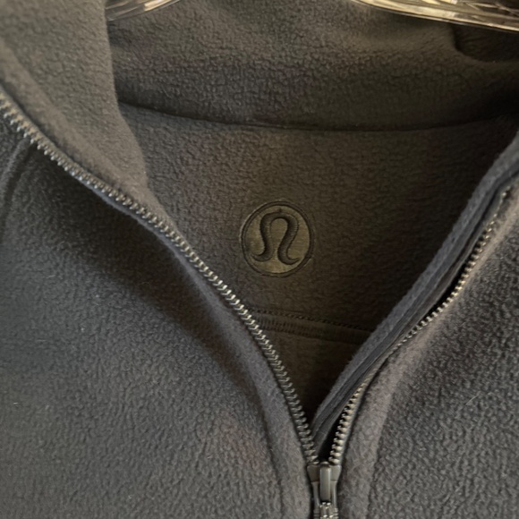 Scuba Tumbled Fleece Funnel-Neck Half Zip Color Black Size M/L - Picture 2 of 3